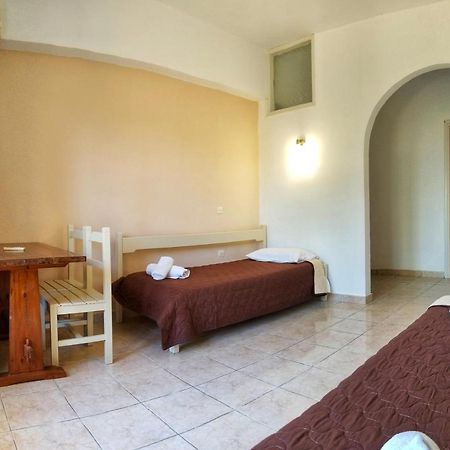 Mirabello Hotel Apartments Dassia  Bagian luar foto
