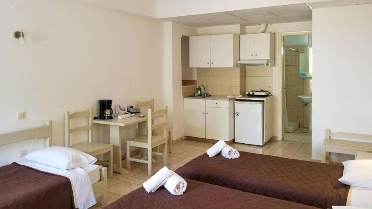 Mirabello Hotel Apartments Dassia  Bagian luar foto