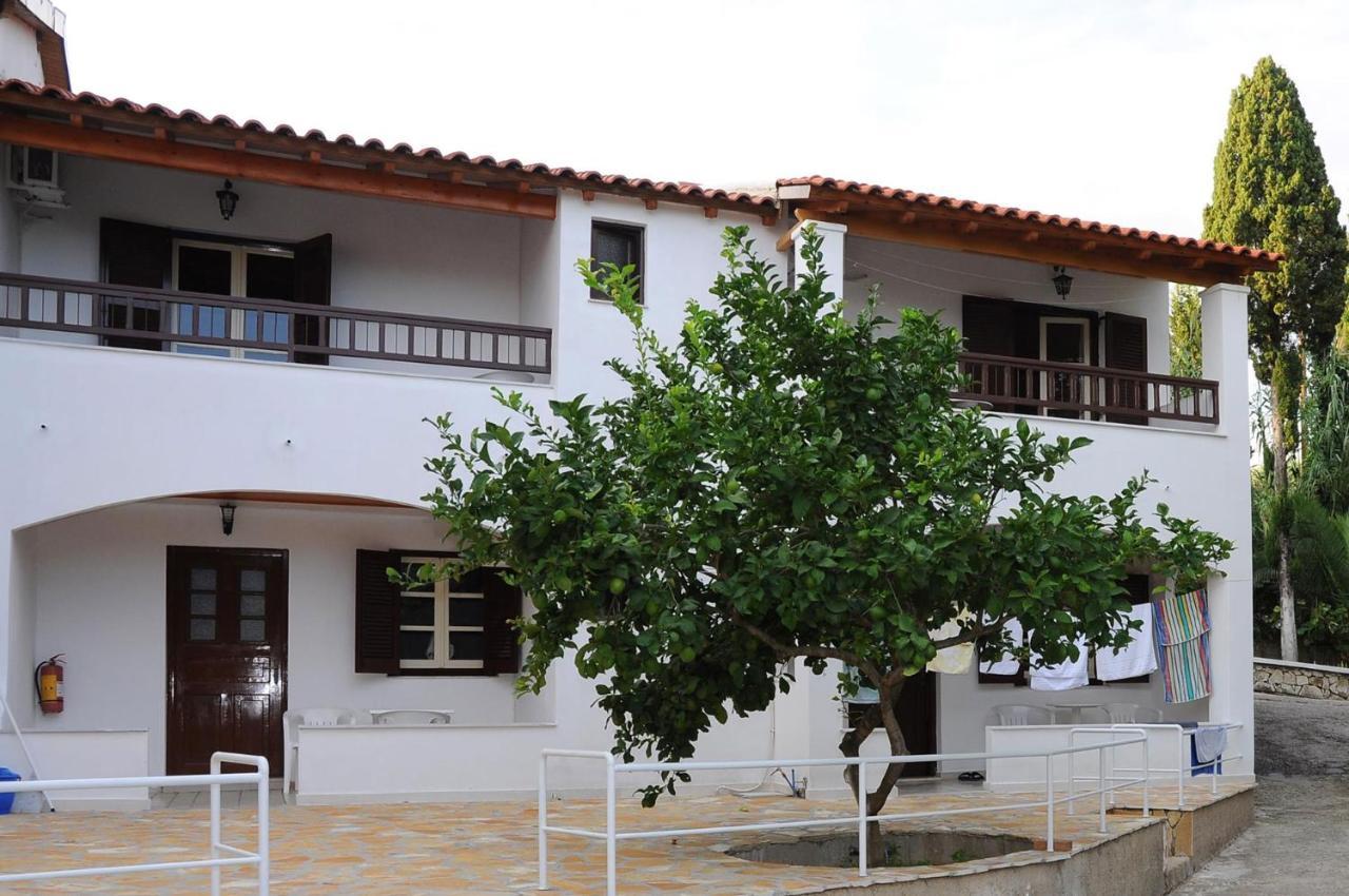 Mirabello Hotel Apartments Dassia  Bagian luar foto